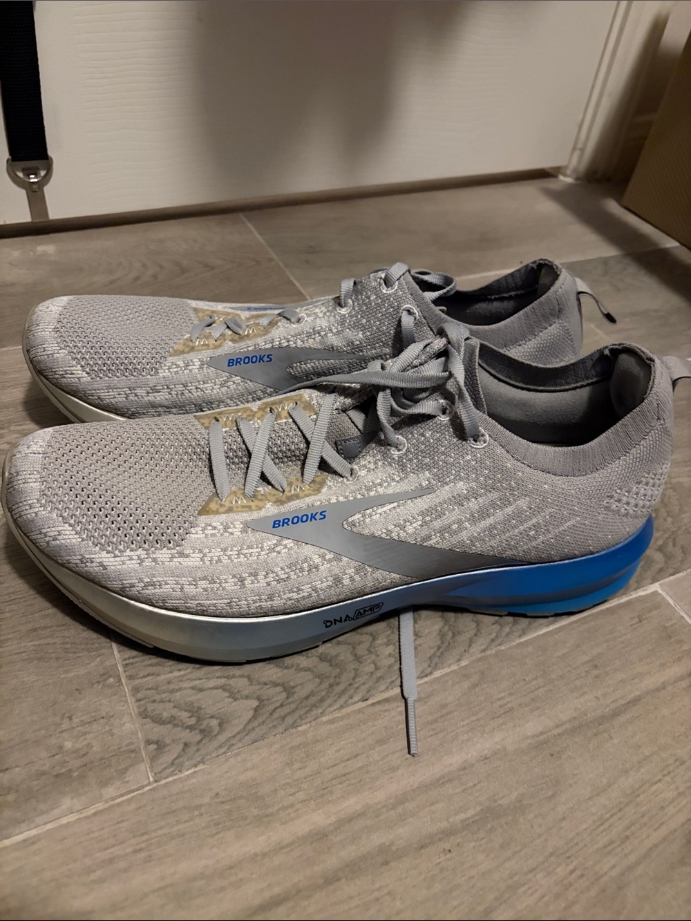 Brooks Men’s DNA Amp Size 11